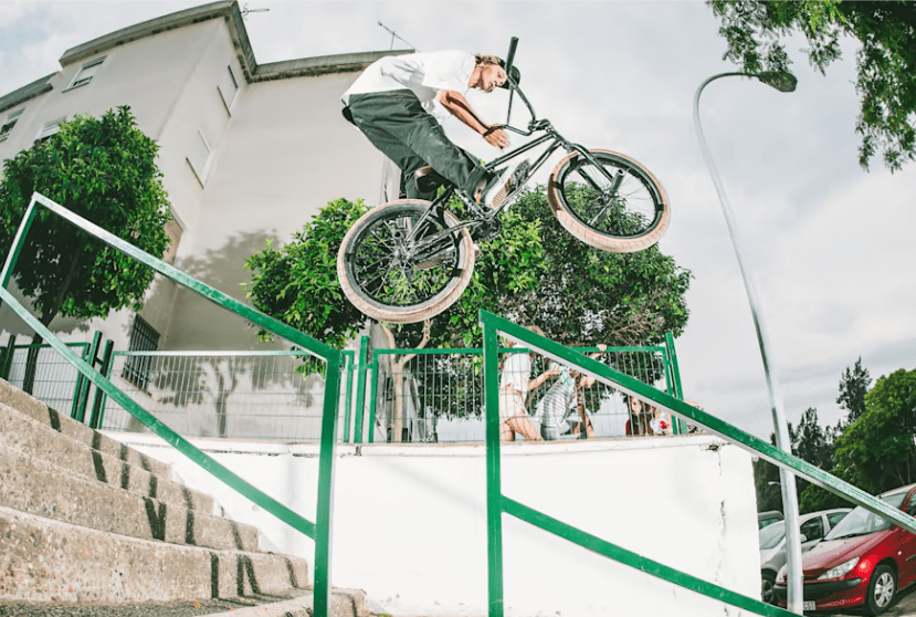 Ação e adrenalina: 1º Campeonato Capixaba de BMX Street agita Vitória neste fim de semana!