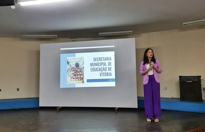 Equipes administrativas das unidades de ensino de Vitória recebem reforço