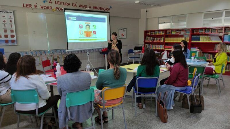 Prefeitura de Aracruz realiza o 3º Ciclo das Tertúlias Inclusivas para professores de AEE e pedagogos da Rede Municipal de Ensino