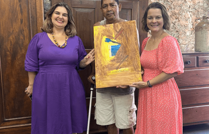 Arte com História: Exposição ‘Mãos das Ruas’ Encanta com Obras de Acolhidos do Abrigo I