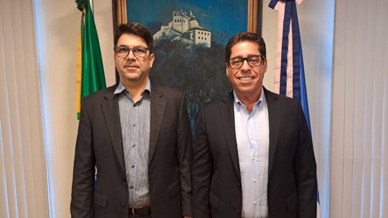 Marcelo Santos inscreve Davi Diniz para vaga no Tribunal de Contas com assinatura de 25 deputados