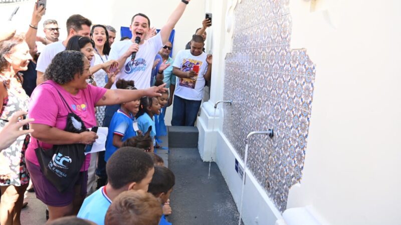 Dia da Água: Pazolini recupera e reativa o histórico Chafariz da Capixaba, no Centro