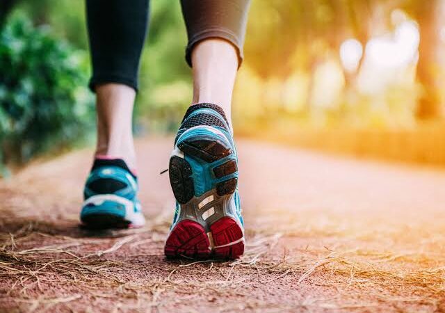 Quanto Tempo de Caminhada para Perder 1kg: A Matemática do Emagrecimento