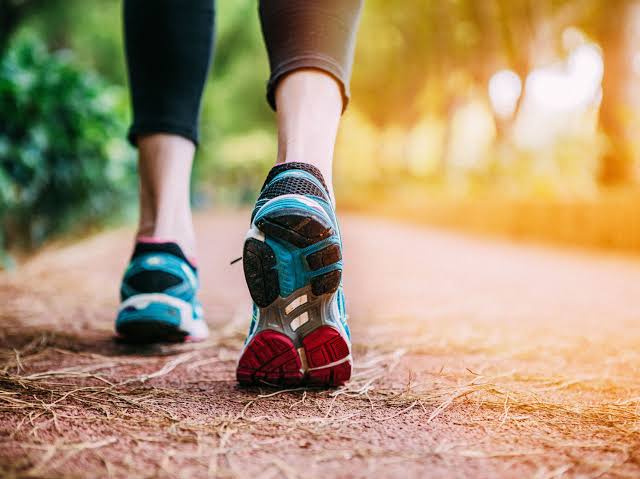 Quanto Tempo de Caminhada para Perder 1kg: A Matemática do Emagrecimento