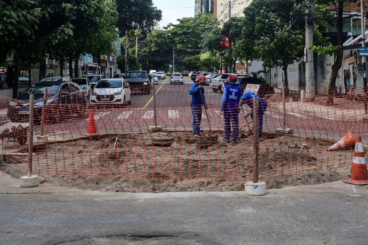Melhorias no trânsito: Rotatória substituirá semáforo em cruzamento da Praia do Canto