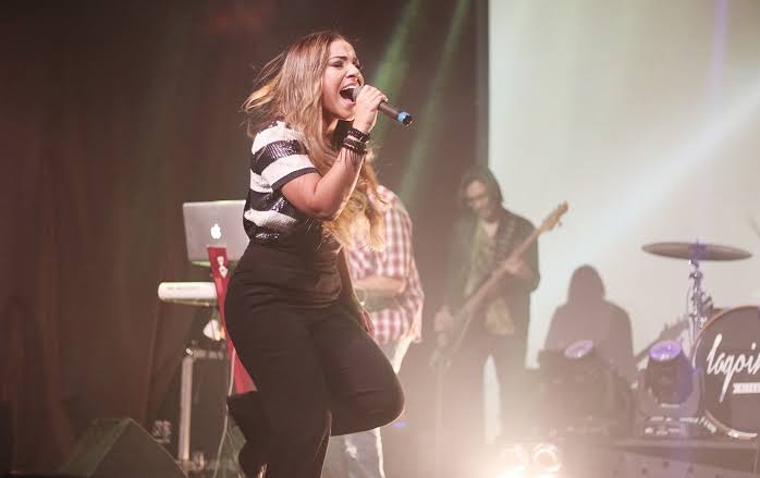 Após 14 anos, ‘Jesus Vida Verão’ retorna à Praia de Camburi com Gabriela Rocha