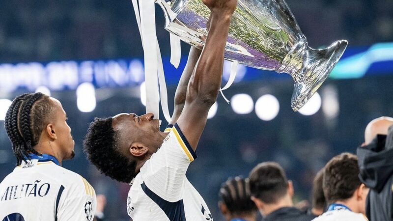 Vinicius Jr Faz História: Bicampeão da Champions, Ultrapassa Neymar e Ronaldinho