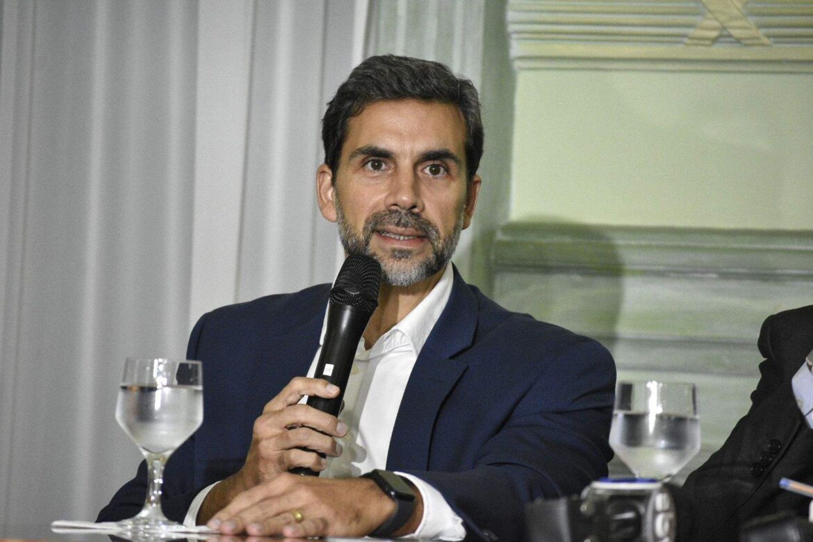 Ricas deixa Secretaria de Segurança apenas cinco meses após posse