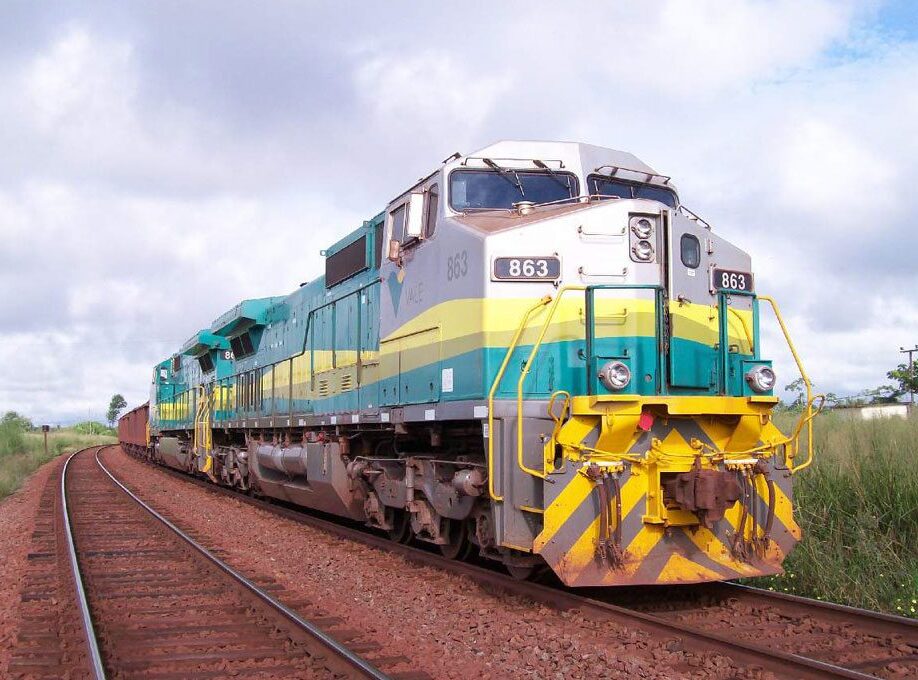 Nova Frota do Trem de Passageiros da Estrada de Ferro Vitória a Minas Entra em Operação