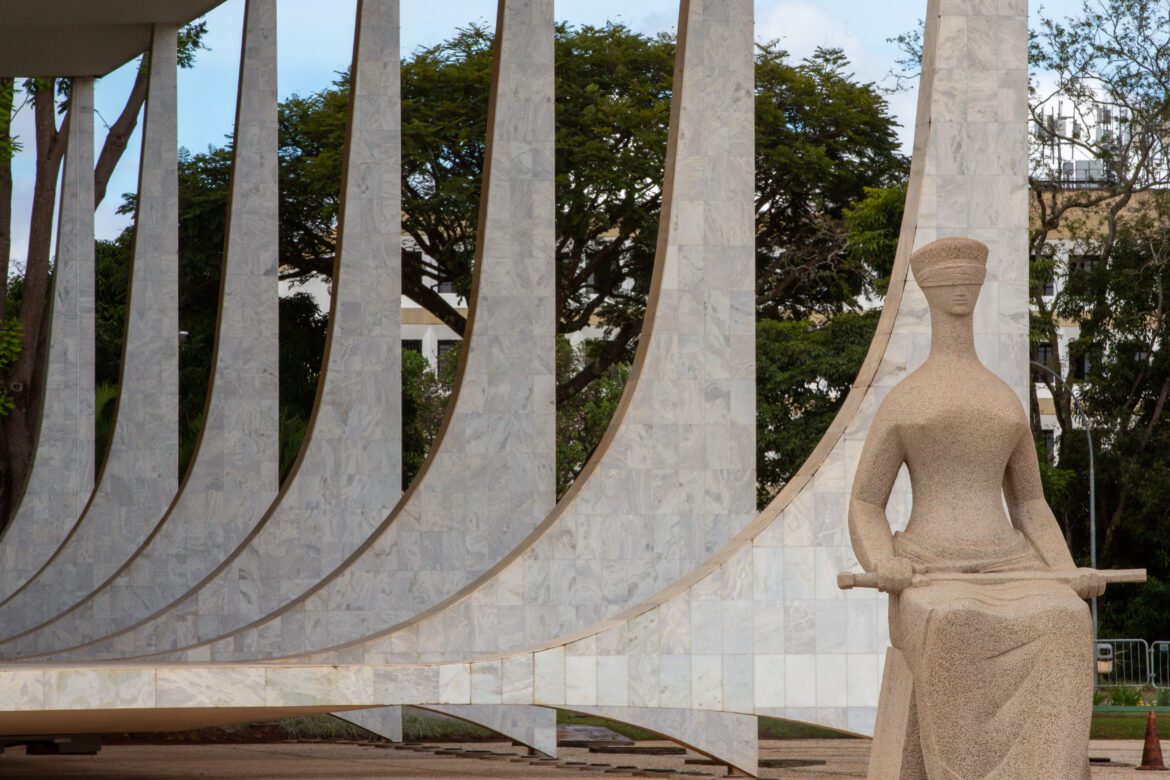 Homem preso por tentativa de invasão ao Supremo Tribunal Federal