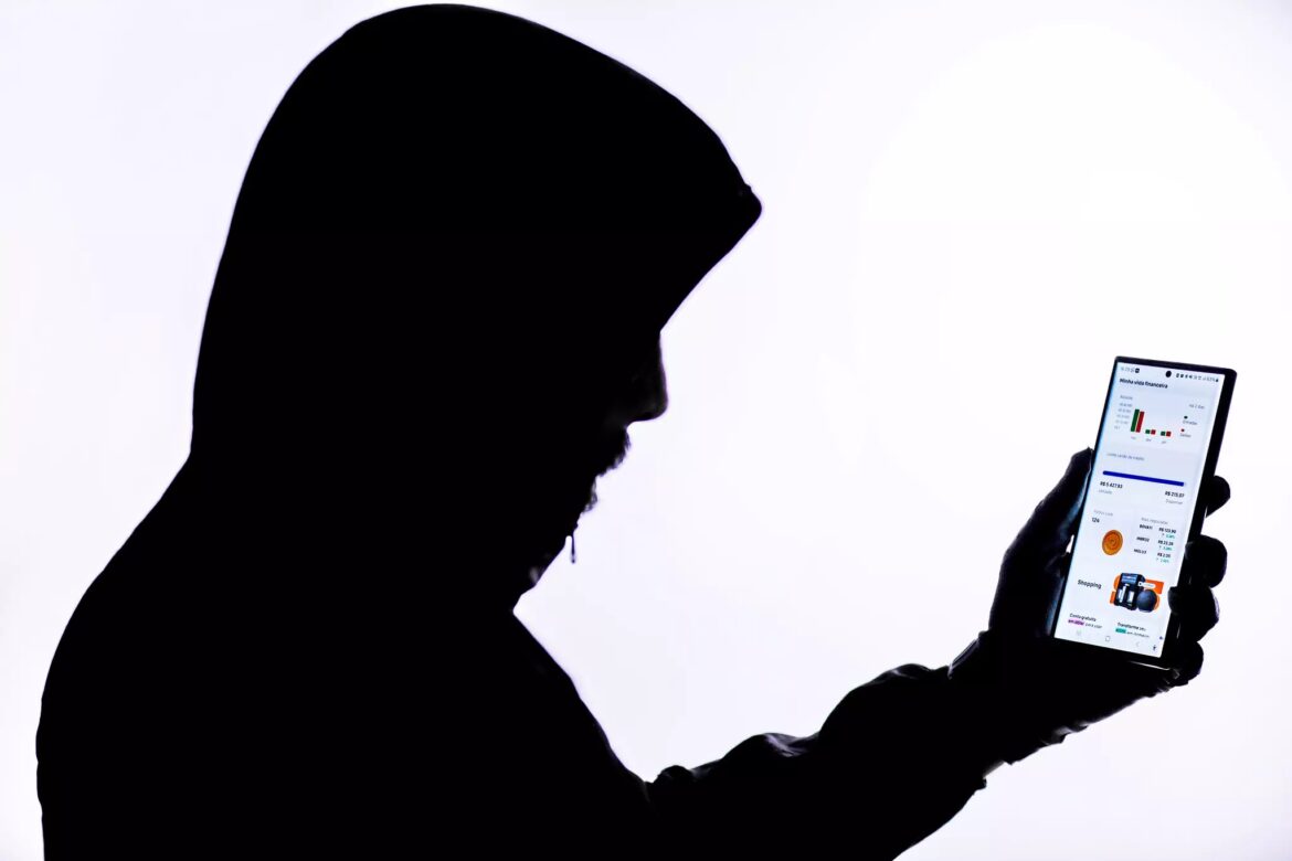 Fraudes no Pix: são mais de 390 mil notificações mensais, afirma BC