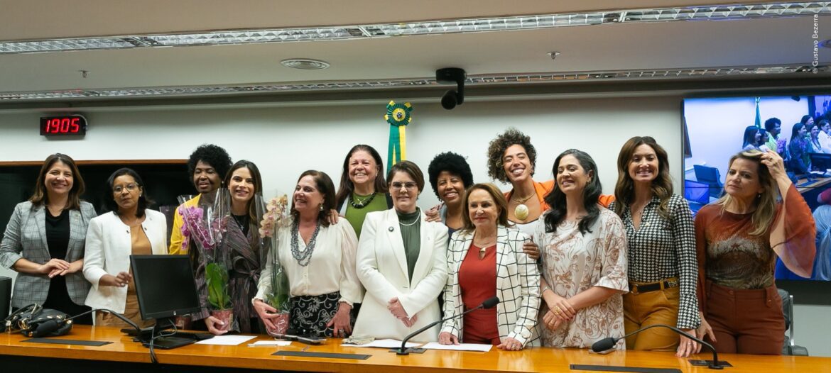 Jack Rocha é eleita coordenadora-geral da Bancada Feminina da Câmara para o biênio 2025–2027