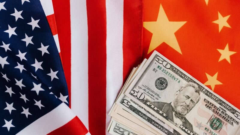 China e EUA iniciam trégua de 90 dias em sua guerra tarifária