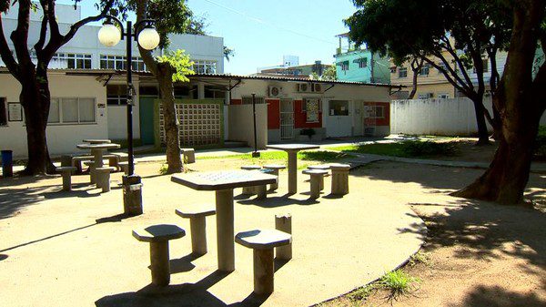 Ufes expulsa dois alunos de Medicina e suspende outros 16 por envolvimento em venda de prova hackeada