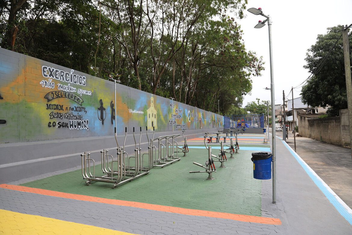 Comunidade do Vasco da Gama celebra nova praça construída em área antes abandonada
