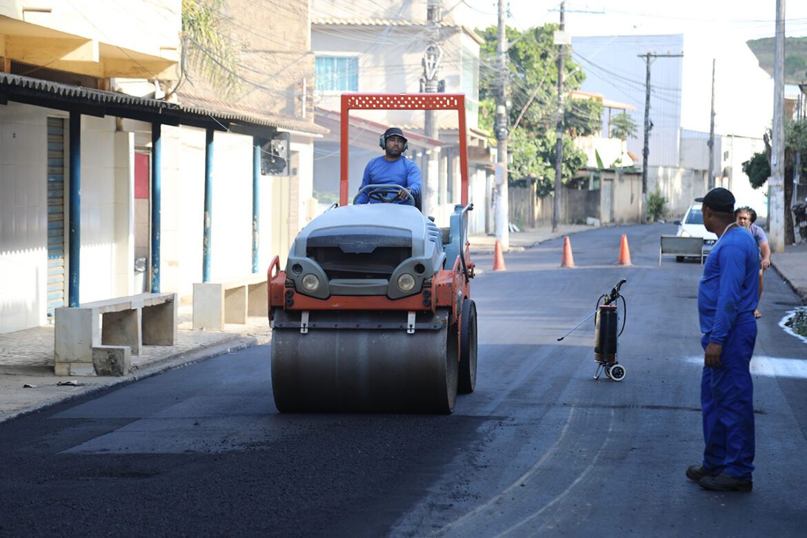 Importantes vias de Porto de Cariacica recebem pavimentação para melhorar mobilidade urbana