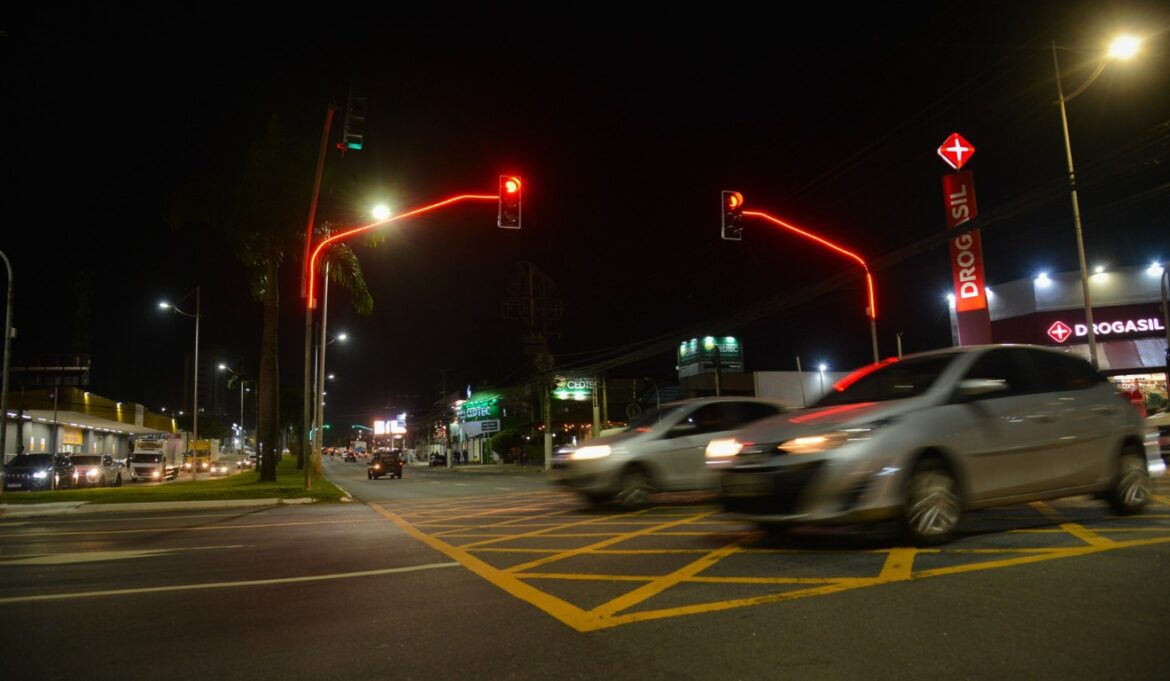 Serra amplia mobilidade com avenida inteligente e reduz tempo de deslocamento em até 33%