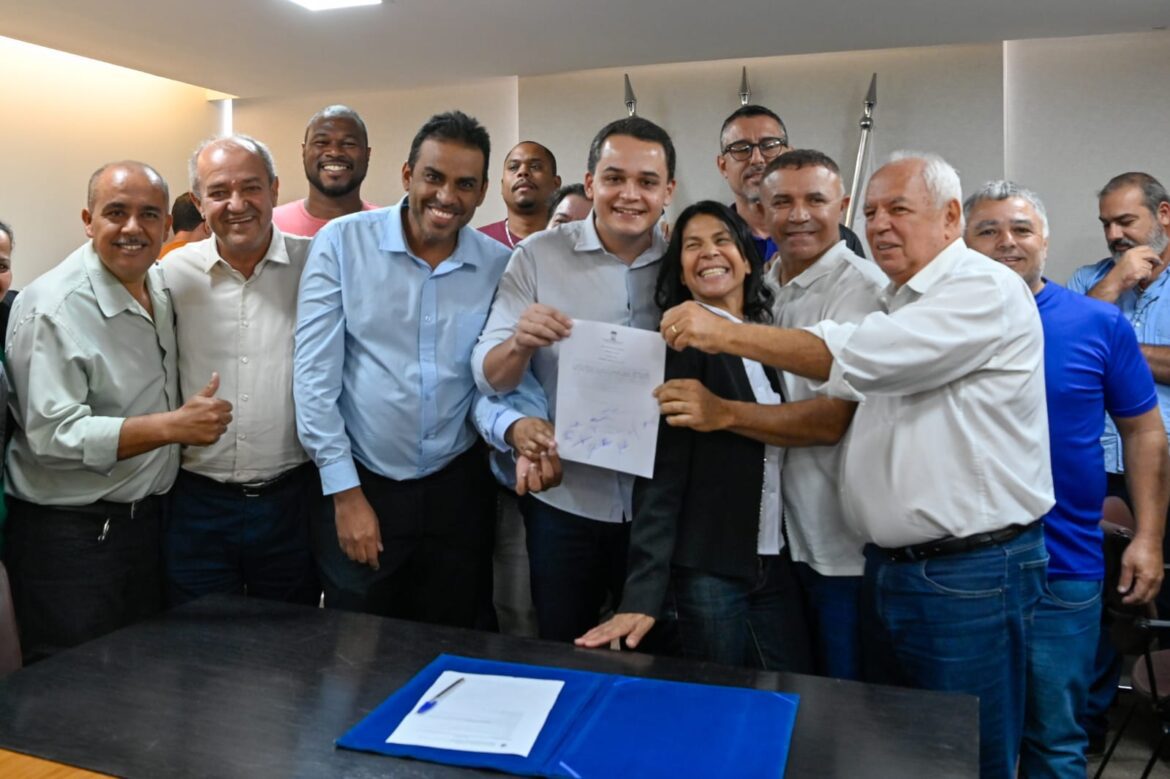 Pazolini lança o maior edital de regularização fundiária da história do ES