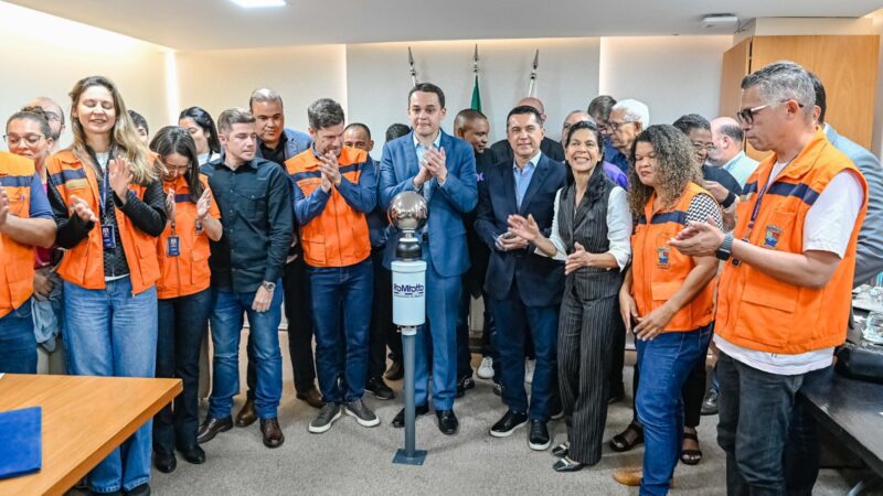Pazolini entrega o primeiro Centro de Monitoramento de Raios do Espírito Santo