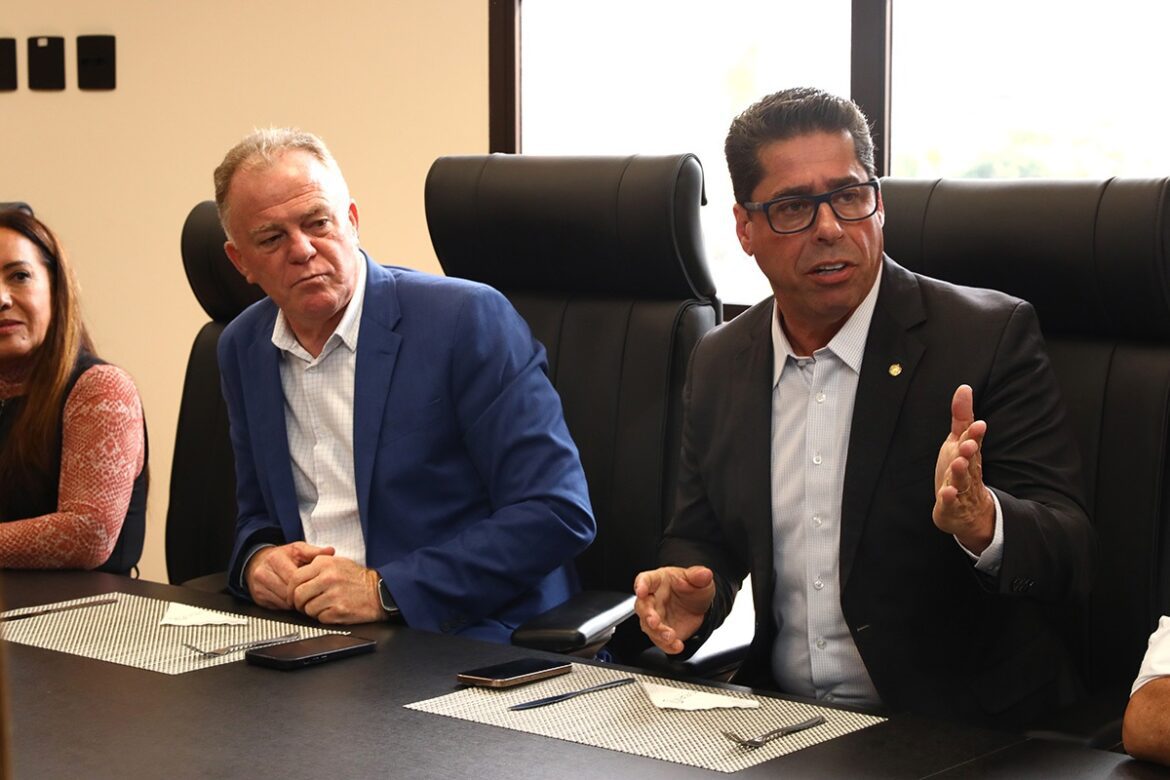 Governador e vice visitam a Ales e conhecem as novas obras do parlamento