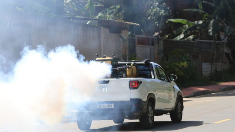 Mais de 30 bairros de Cariacica vão receber fumacê nesta semana; veja a lista