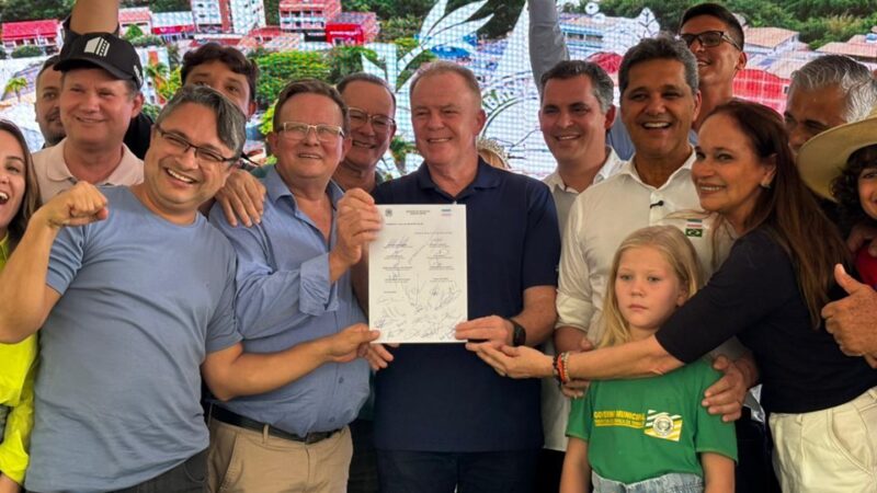 Governo do Espírito Santo anuncia investimentos e inaugura obras no interior