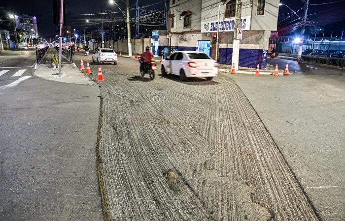 Ritmo acelerado: obras de recapeamento da avenida Leitão da Silva já estão 50% concluídas