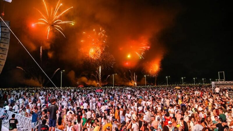 Réveillon 2026: Vitória prepara virada inesquecível na Orla de São Pedro e na Praia de Camburi