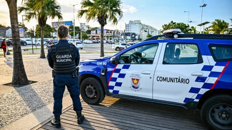 Indivíduo com mandado em aberto é detido pela Guarda Municipal de Vitória