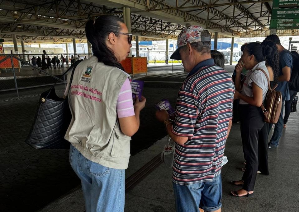 Ação em terminais de Cariacica reforça combate à violência contra mulheres no transporte público