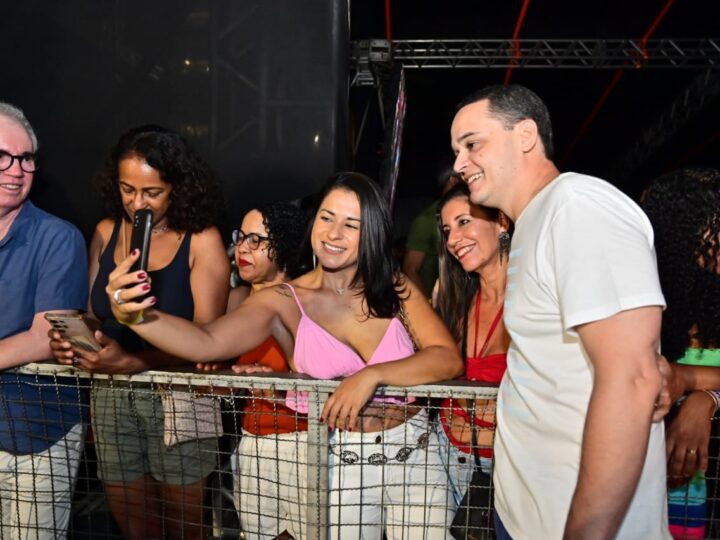 Psirico e O Giro comandam sábado eletrizante da Arena de Verão 2026 em Camburi