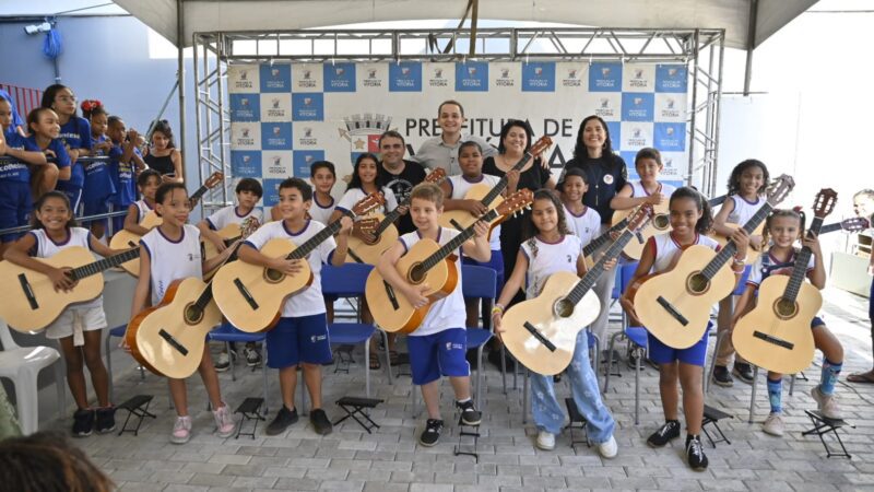 Pazolini entrega escola renovada e amplia estrutura da EMEF Amiltom Monteiro