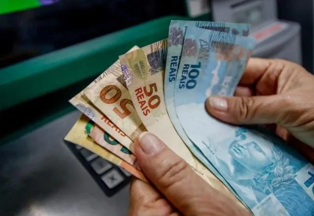 Governo inicia pagamento de novo lote do PIS e Pasep nesta segunda