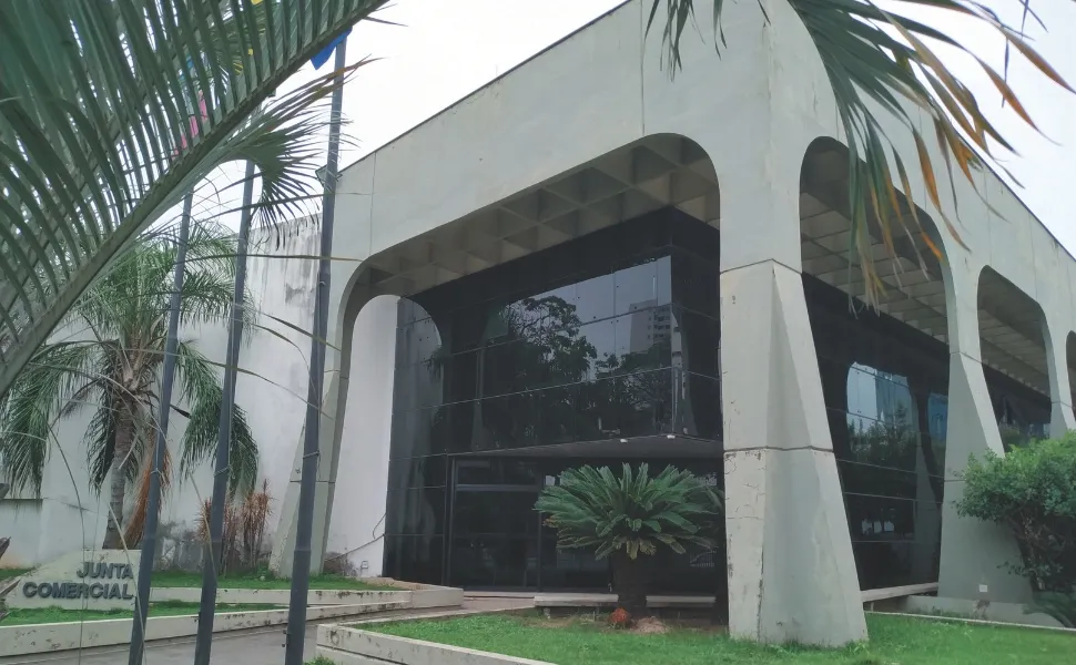 Mais de 820 jovens no ES podem atingir a maioridade já com nome negativado