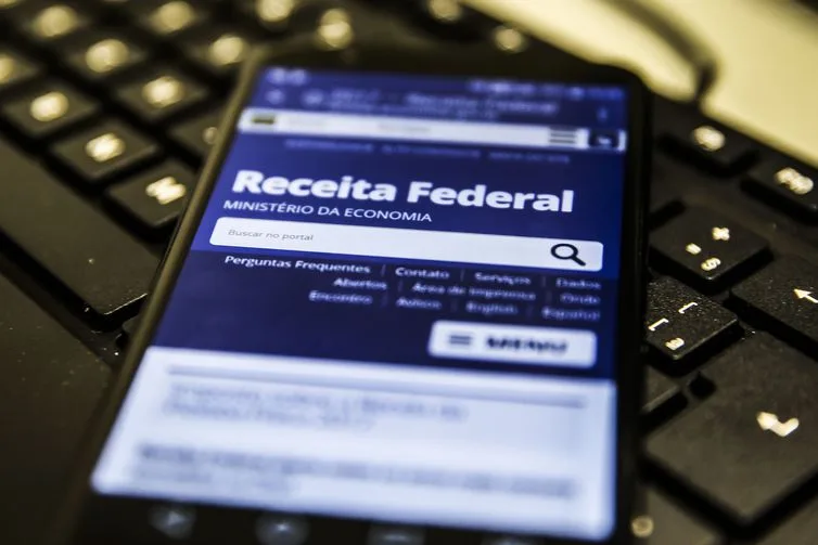Receita define prioridades para pagamento da restituição do Imposto de Renda