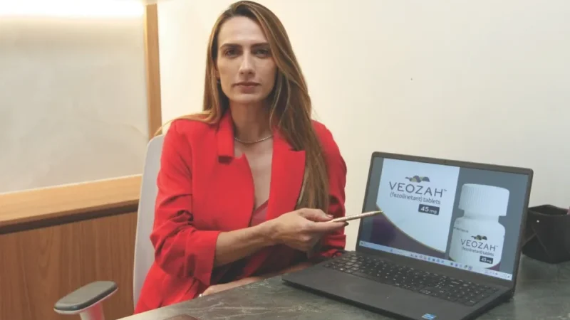 Anvisa aprova primeiro medicamento não hormonal para sintomas da menopausa no Brasil