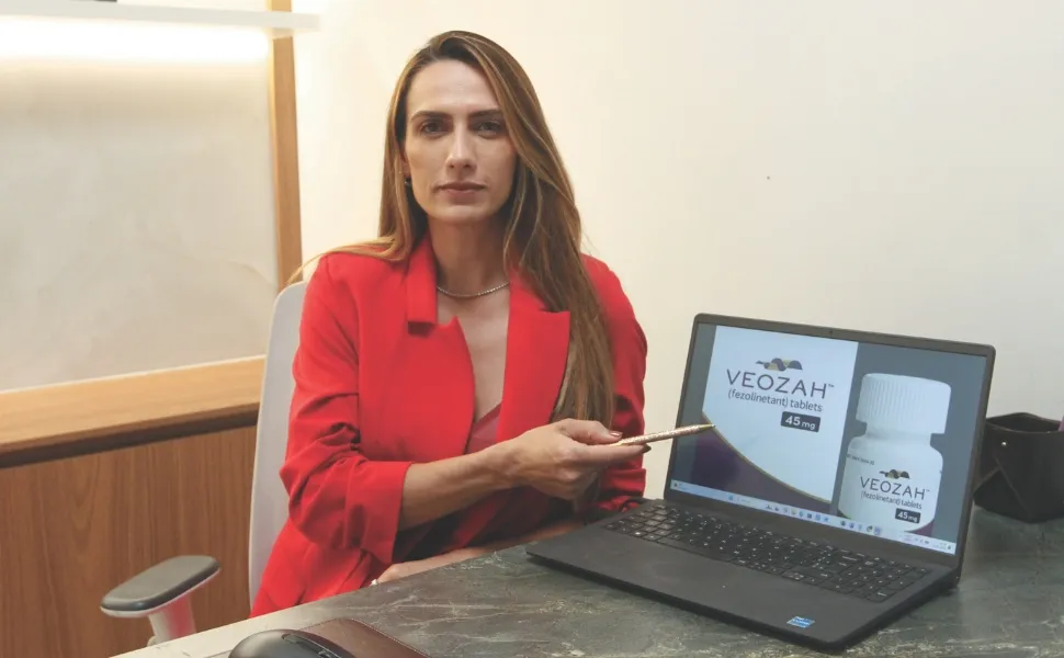 Anvisa aprova primeiro medicamento não hormonal para sintomas da menopausa no Brasil