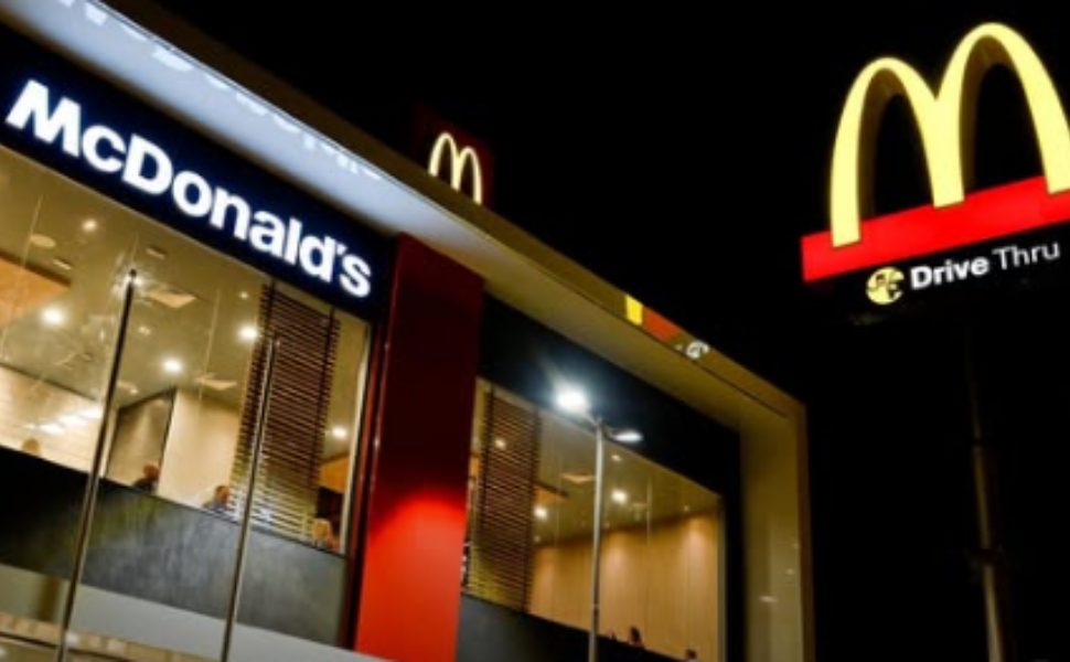 Plataforma do McDonald’s oferece mais de 30 cursos gratuitos e com certificado