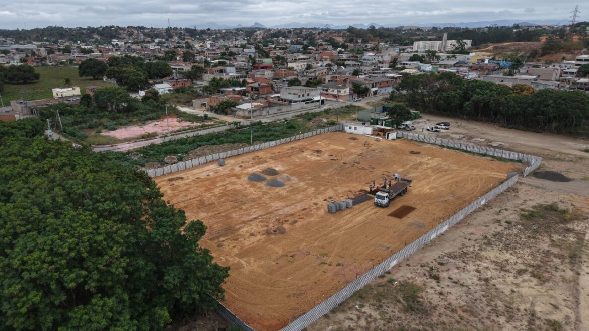 Complexo esportivo de Rio Marinho avança e vai ampliar opções de lazer para a população