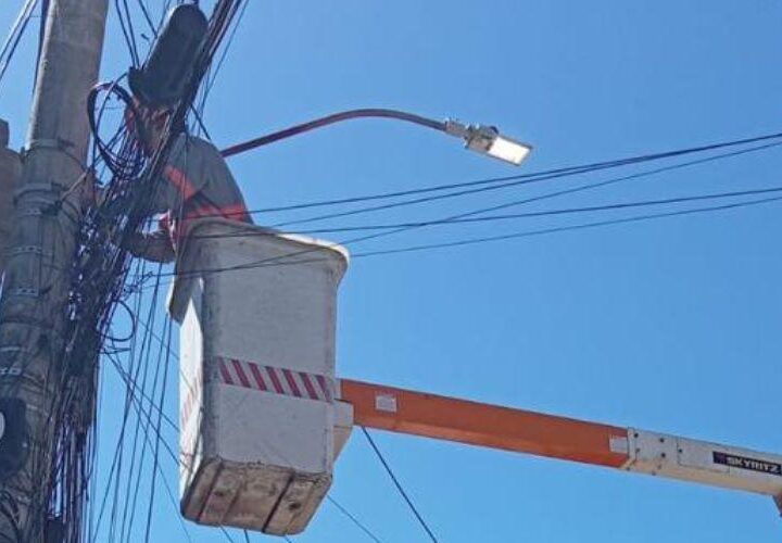Vila Velha ganha novo telefone gratuito para solicitar serviços de iluminação pública