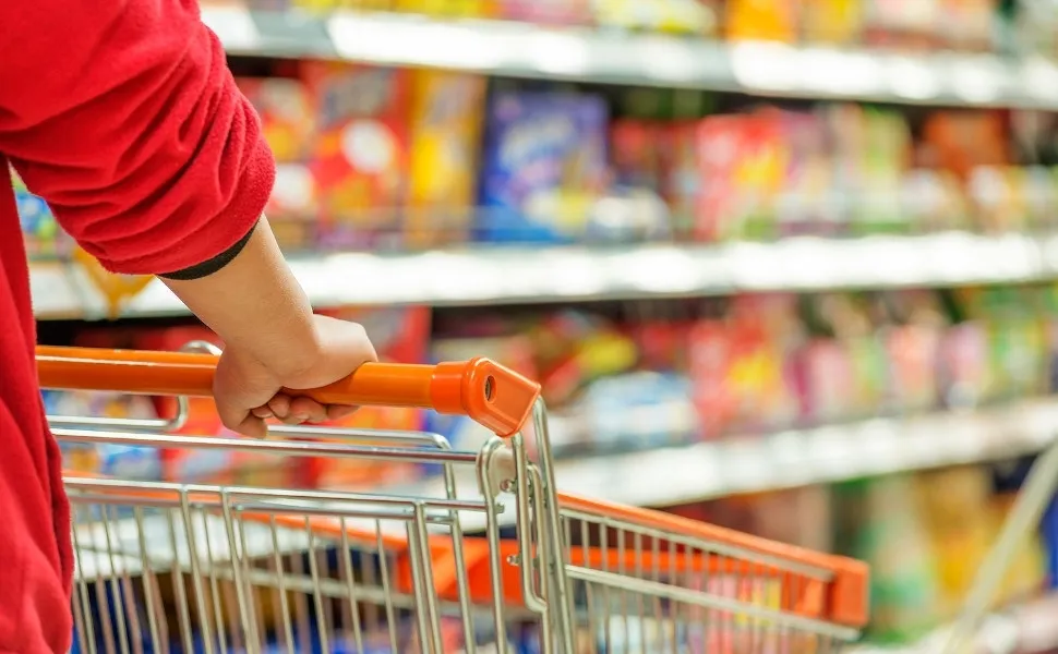 Fechamento de supermercados aos domingos divide empresários no Espírito Santo antes de nova negociação