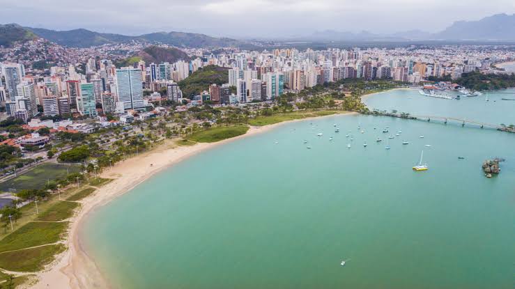 Vitória pelos caminhos da água: um olhar diferente sobre os 475 anos da capital