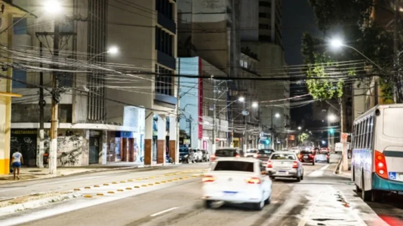 Vitória suspende estacionamento na Avenida Princesa Isabel durante obras da Beira-Mar