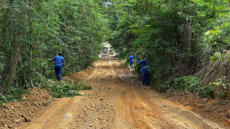 Cariacica avança com pavimentação de ruas em Vila Progresso e Retiro Saudoso
