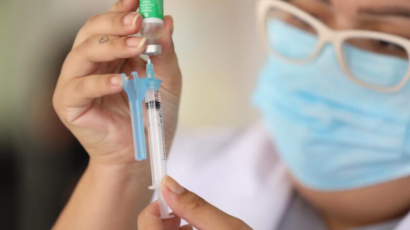 Mais de 68 milhões de brasileiros ainda não se vacinaram; veja onde se vacinar em Cariacica