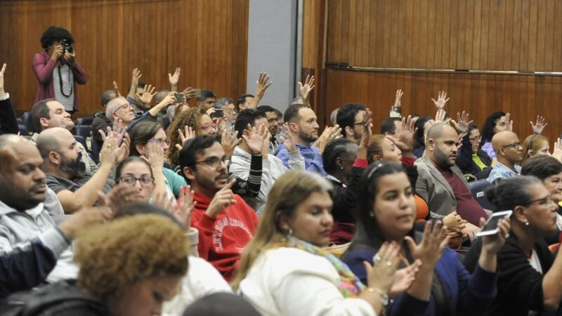 Secretaria da Mulher e Direitos Humanos de Cariacica realiza palestras para mulheres