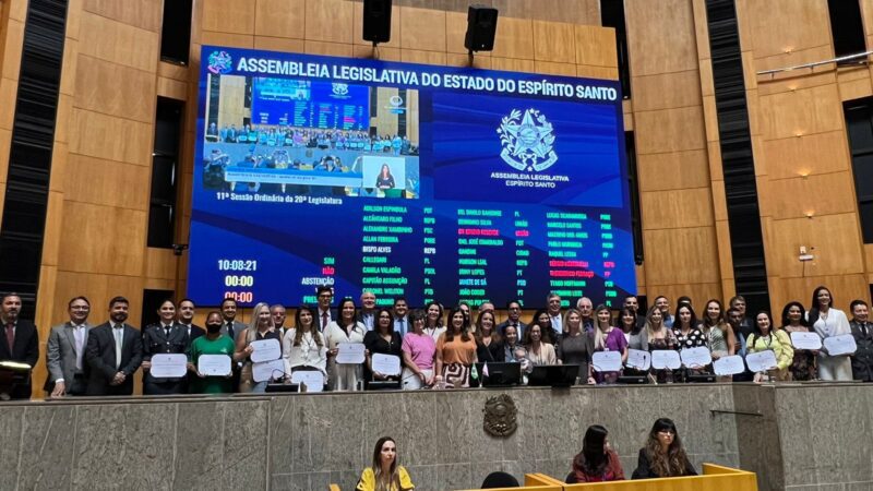 Sessão Ordinária da Assembleia vira momento de homenagem ao Dia Internacional da Mulher