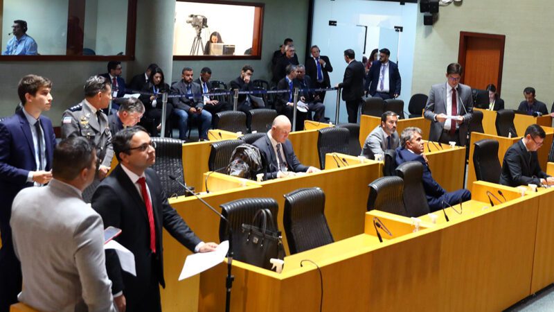 Assembleia Legislativa aprova aumento de 5% no salário do governador, vice e secretários