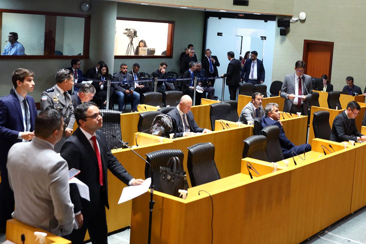 Assembleia Legislativa aprova aumento de 5% no salário do governador, vice e secretários