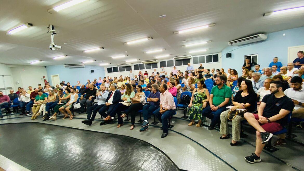 Público lota audiência pública sobre população em situação de rua em Vitória